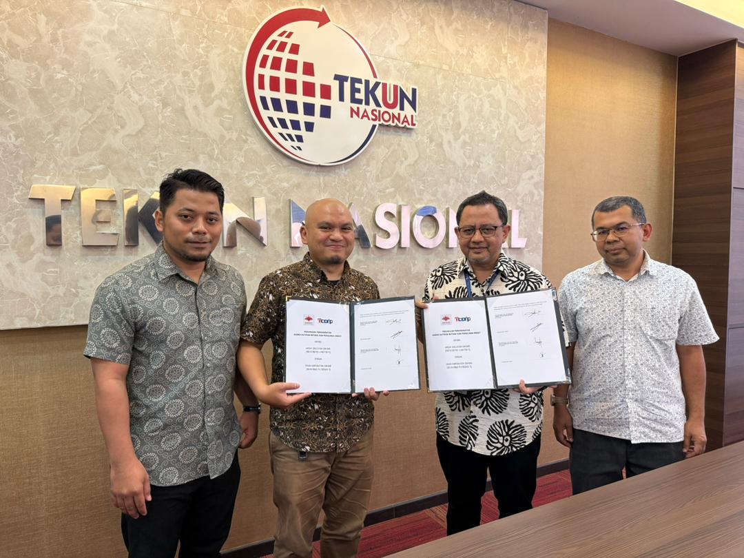 TCorpSdnBhd's tweet photo. MoU antara Awqaf Education Sdn Bhd dengan TEKUN Corporation Sdn Bhd dan pelantikan TEKUN Corporation sebagai Agensi Kutipan Hutang untuk Awqaf Education Sdn Bhd https://t.co/QgP7uijFcY