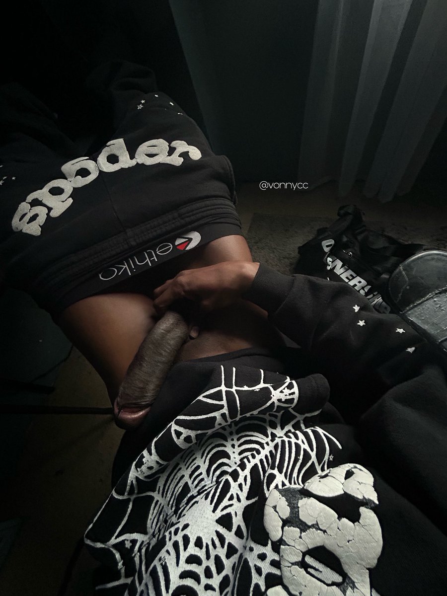 vonnycc's tweet photo. Soft Vs Hard😈 https://t.co/QQqMJoglvh