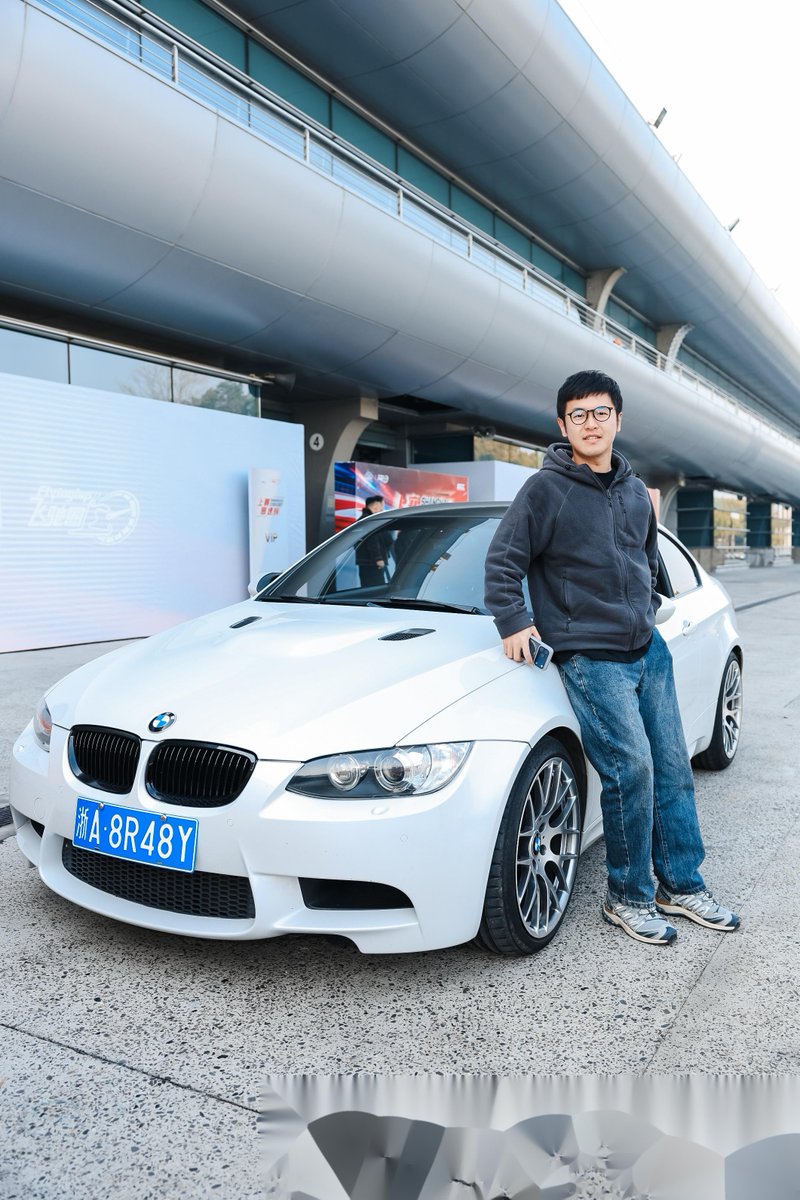 CortezVidrio's tweet photo. First driving lesson today! Nervous at first, but my instructor’s patience made it smooth. Managed to start, stop, and park—small wins feel huge!  #LearnerDriver #DrivingJourney https://t.co/wZMYjGfeno