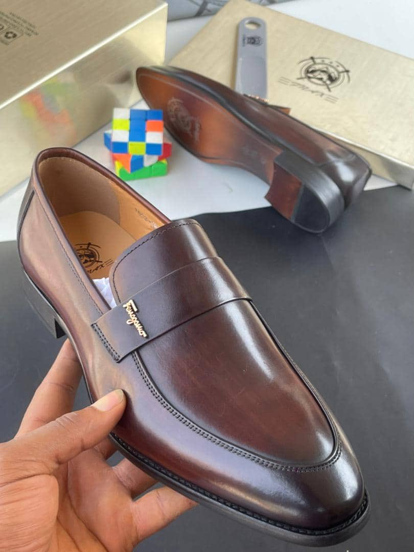 bj_vogue's tweet photo. Men cooperate Italian shoes size 40-46
75,000 send a dm to get yours delivery is nationwide pickup is available in store after payment https://t.co/MH4ZhZOLJ8