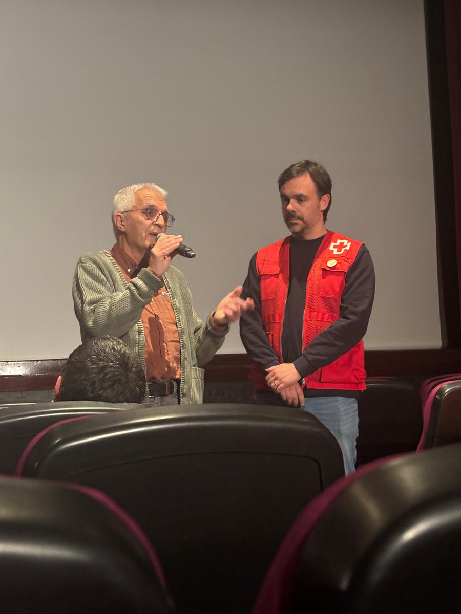 CRGranollers's tweet photo. La sessió de cinema de dissabte va ser tot un èxit! 👏
Des de la #CreuRojaGranollers volem donar les gràcies a l’@ACGranollers, al @edisoncinema i a les persones assistents per la sessió solidària de cinema amb la projecció de “La isla de Amrum” 🎬
#Granollers #SorteigOr https://t.co/BEoEbQ5wqa
