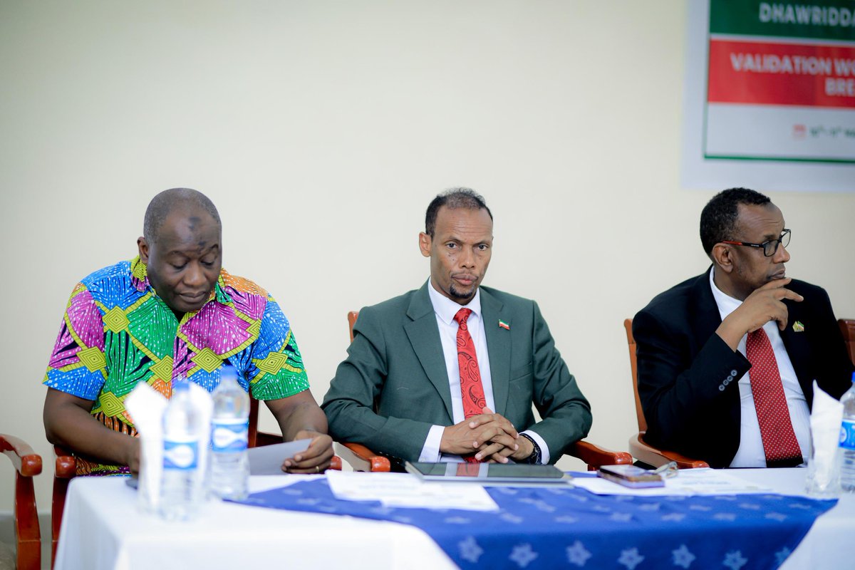 acrifoundation's tweet photo. Somaliland’s Minister of Health Development launched the BMS Code validation meeting to strengthen breastfeeding, nutrition, and child health.
ACRIF supported the process alongside WHO, UNICEF &amp; WFP.
#BMSCode #Breastfeeding #Nutrition #Somaliland https://t.co/iSaMJNI5NO