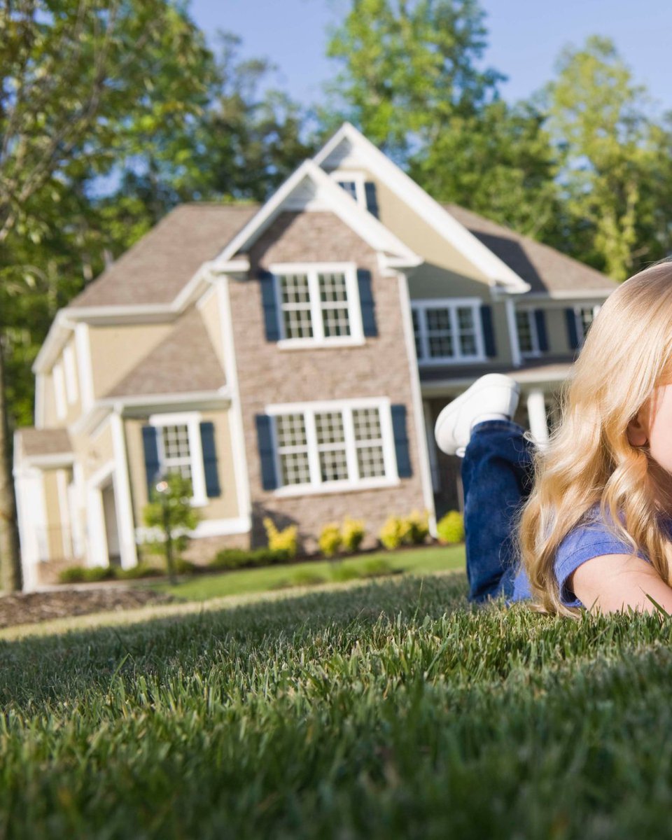 TurfGrass_Group's tweet photo. Kids don’t just play on grass—they grow up on it 🌱

Zeon Zoysia® creates a soft, dense, and durable lawn that’s perfect for playtime. Gentle underfoot, tough on wear, and built to handle everyday fun—so kids can run, jump, and play freely while the lawn stays beautiful.

👉 Find a grower near you: https://t.co/bhMte3tS7V

#ZeonZoysia #Turfgrass #ZoysiaGrass #GreenSpaces #LawnCare #TheTurfgrassGroup