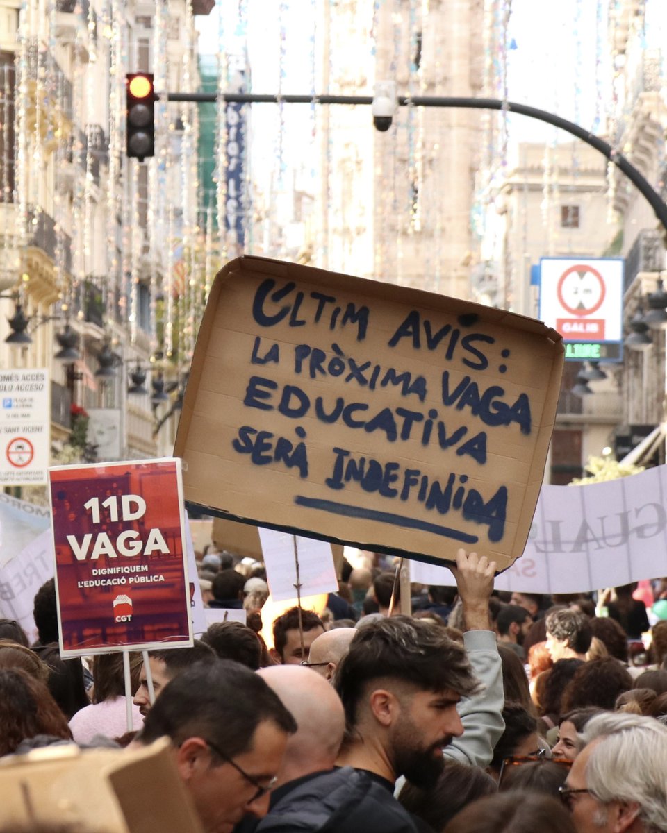 Compromís tweet media