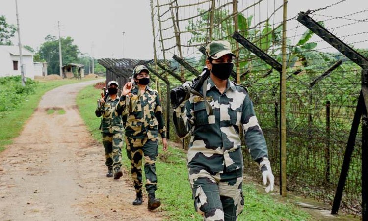 BIG NEWS 🚨 Bengal CM Suvendu Adhikari announces transfer of land in border areas to the BSF within 45 days to strengthen border security 🔥🔥