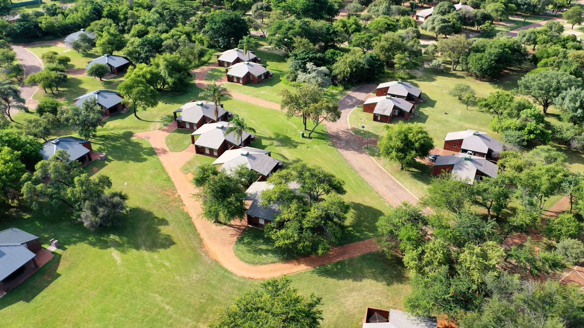 ForeverResortSA's tweet photo. The whole family deserves a proper reset.

Hydro pools, endless activities, and the kind of resort energy that keeps the kids happy and the parents relaxed. Warmbaths, A Forever Resort delivers every time.

Download our App today, link in bio 📲 #ForeverResort #ForeverExploring https://t.co/KAQu251nJh