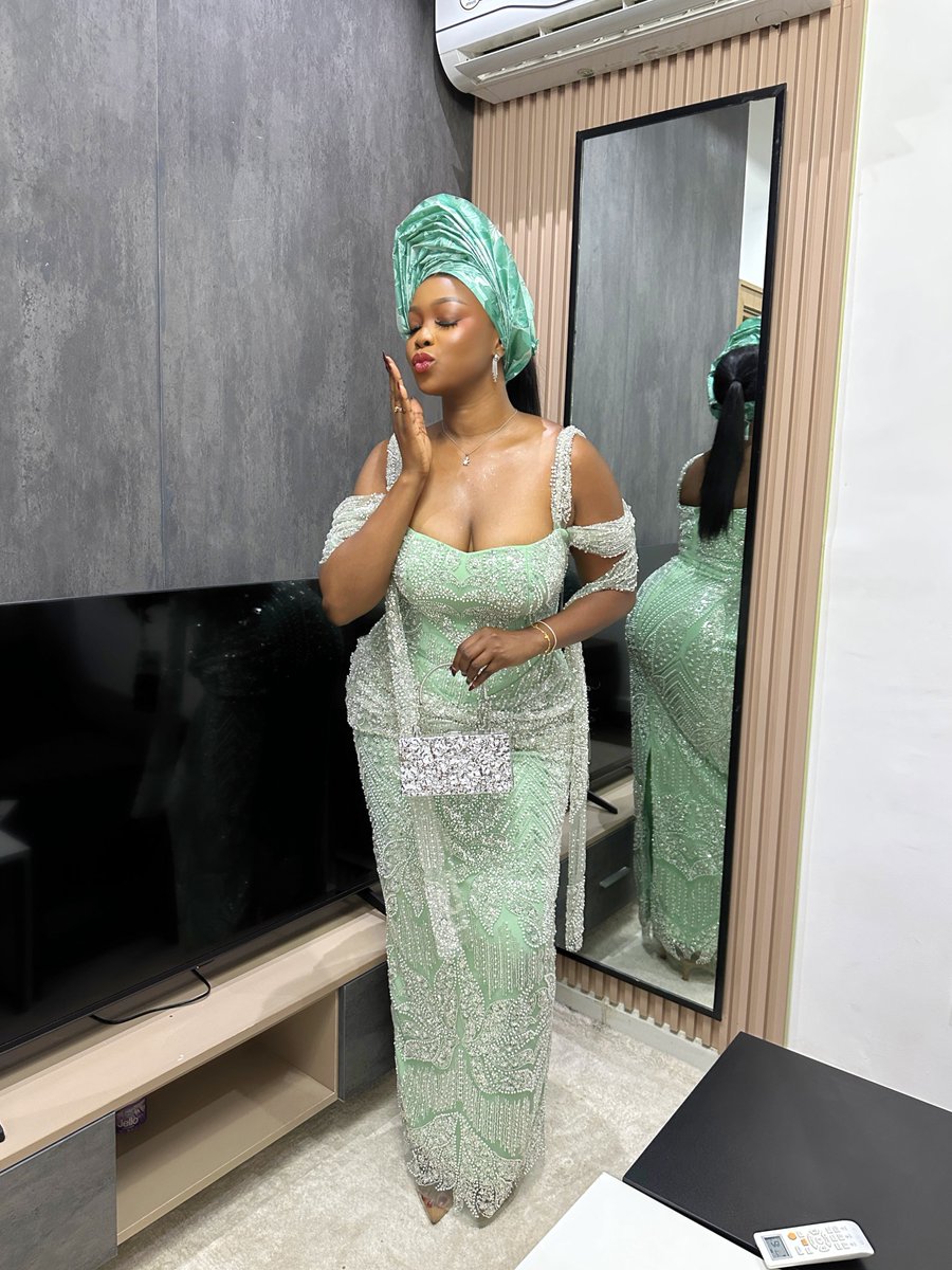 ceotvk's tweet photo. Owambe weekend celebrating my girl @theKarenKing 💖 https://t.co/ALIg6sPg9j