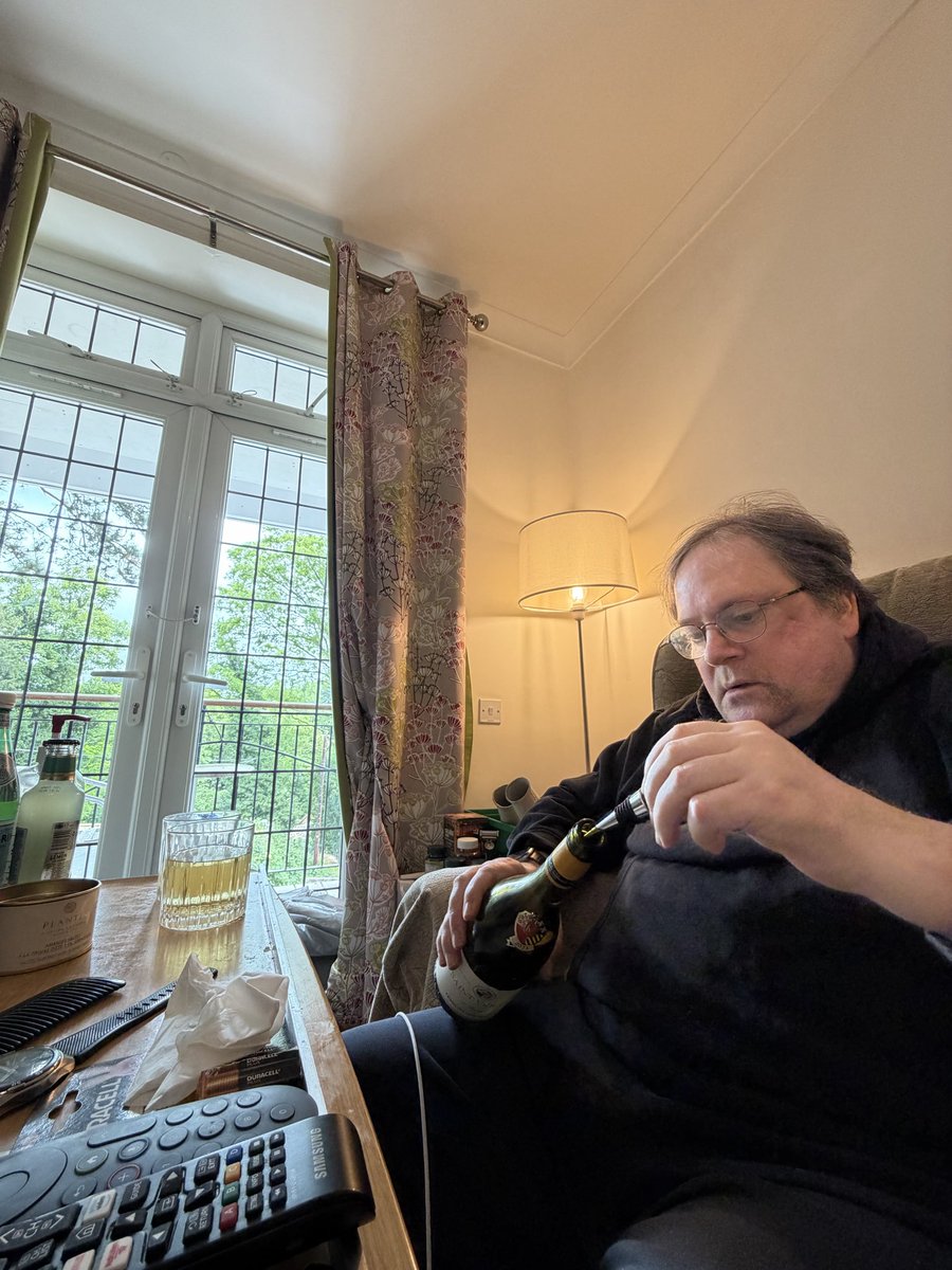 Timothy James Byrne tweet media
