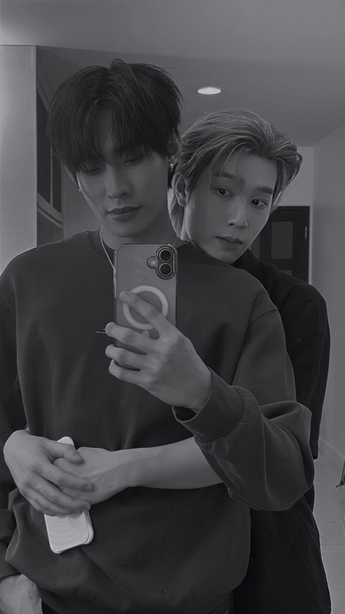 ต้องคู่นี้สิคับ ให้ภาพมันฟ้อง 😝🙈
#TutorYim