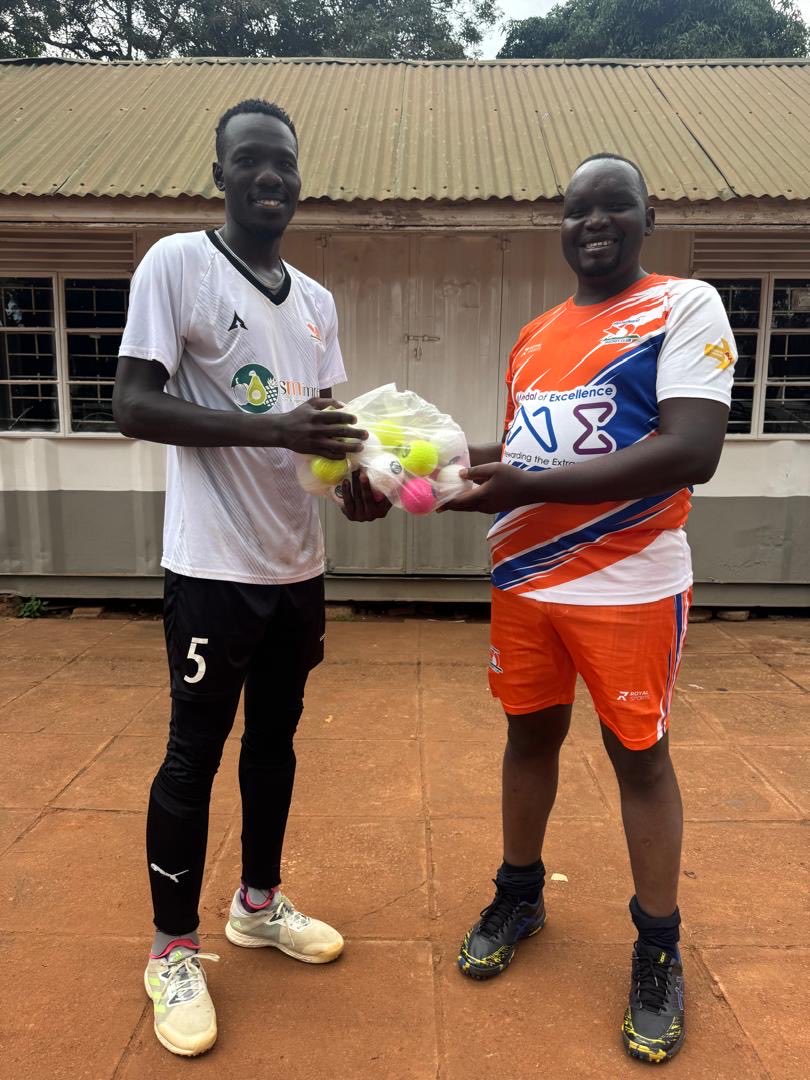 weatherhead_hc's tweet photo. Talent development is at the heart of our team and we appreciate @kasvicar for not only believing in the dream but also actively contributing to it through massive equipment donation.

Big kudos to @kasvicar ☺️♥️♥️
#WeAreWeatherhead https://t.co/5msgR6klnI