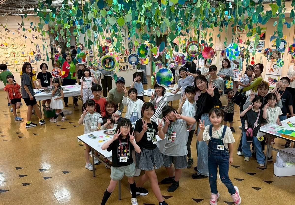 unitantena's tweet photo. ご来場いただいた方は、神話の絵本、全国で販売されている保育園の先生向けの本、ポスターイラスト、雑誌に紹介されたmiyuさんのページをご覧になり感激されていらっしゃいました✨✨

私達にとっても最高に楽しい２日間でした😊 https://t.co/fYyWO7dOn0