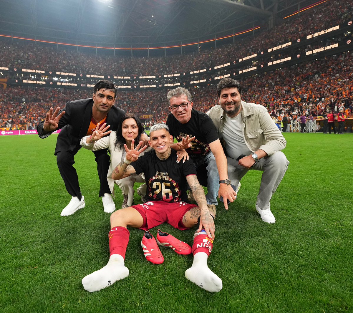 #DOMİN4SYON'UN ENERJİ MERKEZİ, ATOM KARINCAMIZ! 

🐜 LUCAS TORREIRA! 🐜