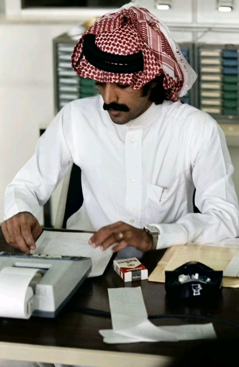 #عاشق_الماضي tweet media