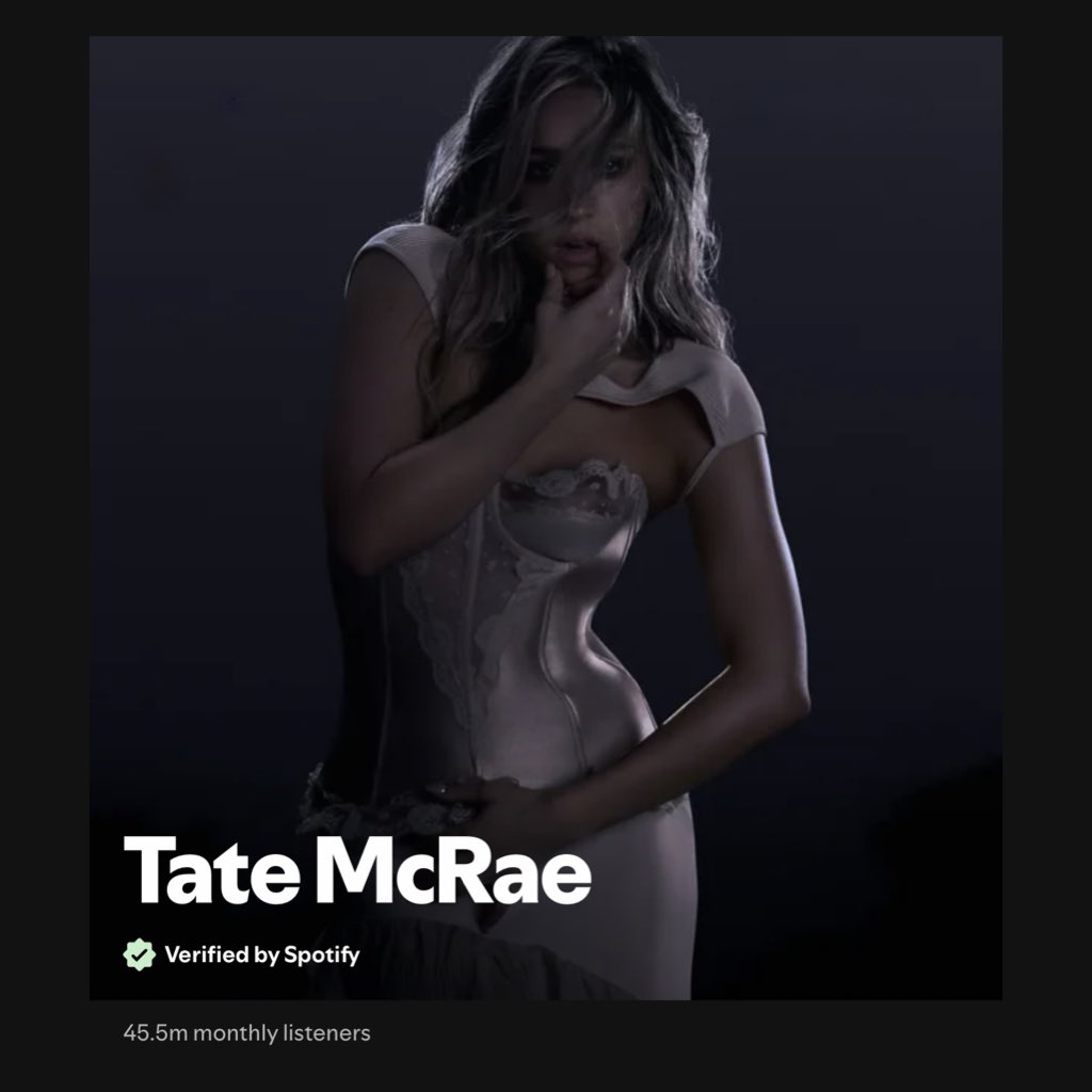 Tate McRae Crave tweet media