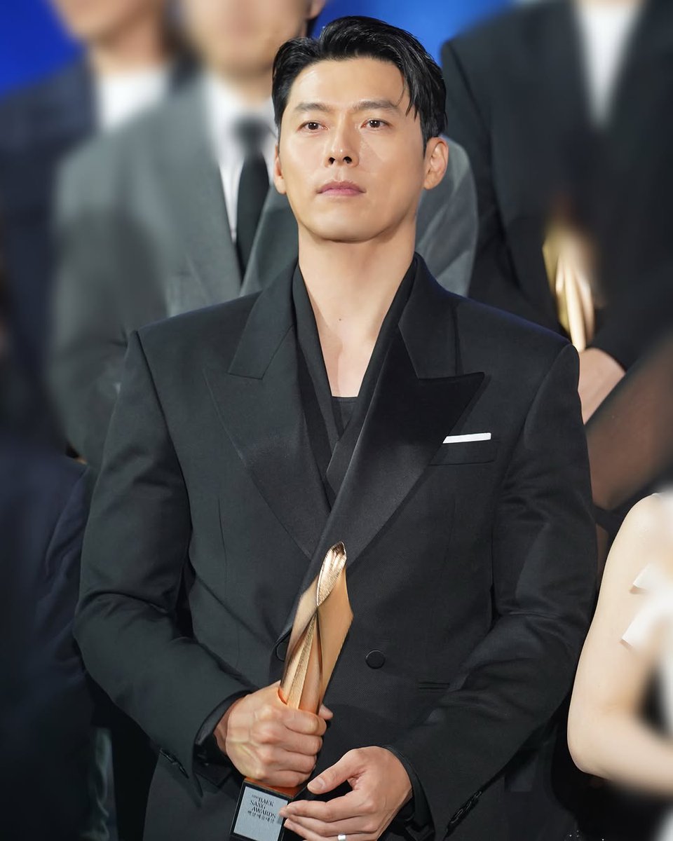chaos1015's tweet photo. 존잘 https://t.co/m5LOOvGUfh