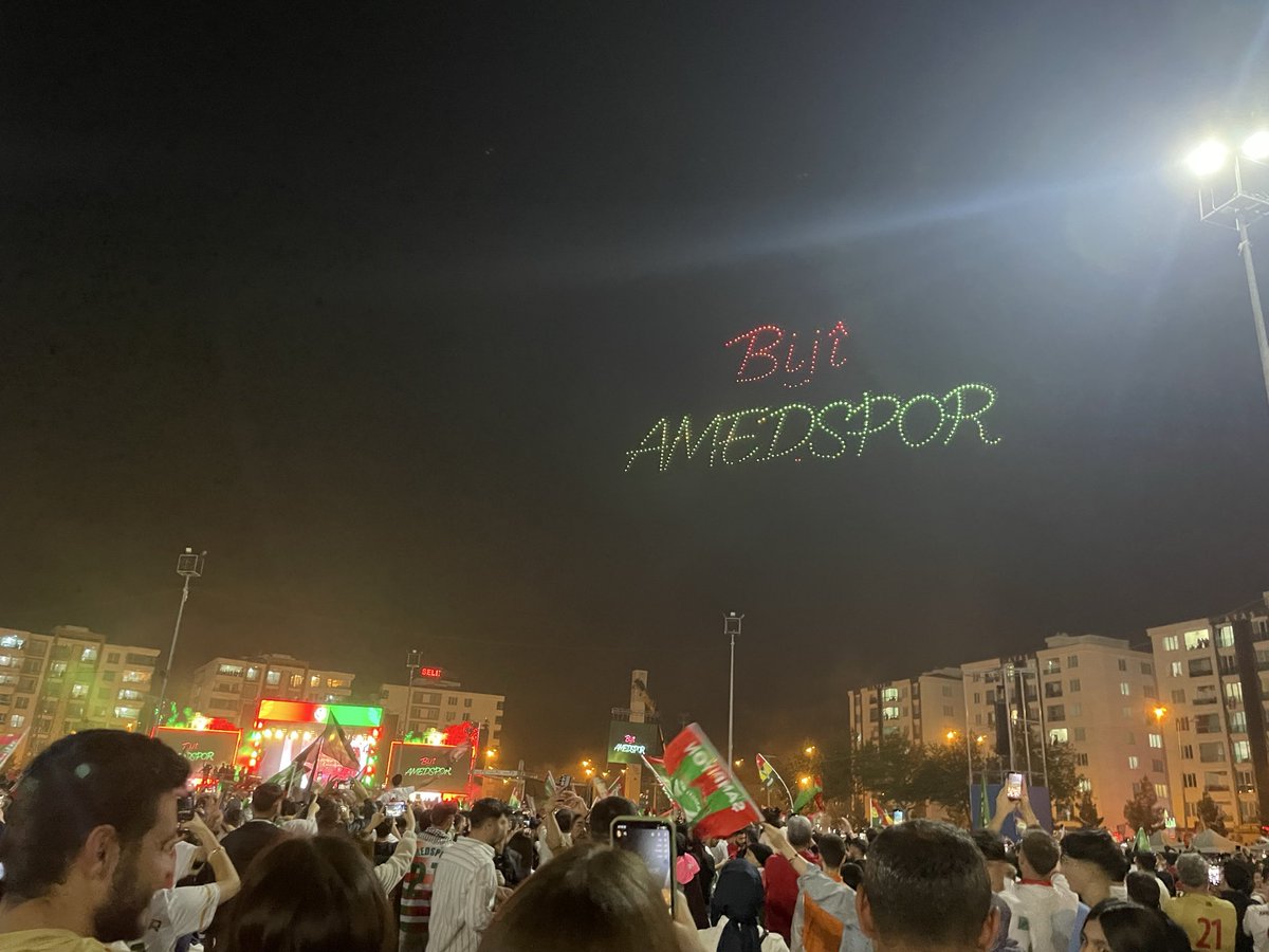 Kaderbrcin's tweet photo. #diyarbakır ❤️💚 https://t.co/0IAYVzerpF