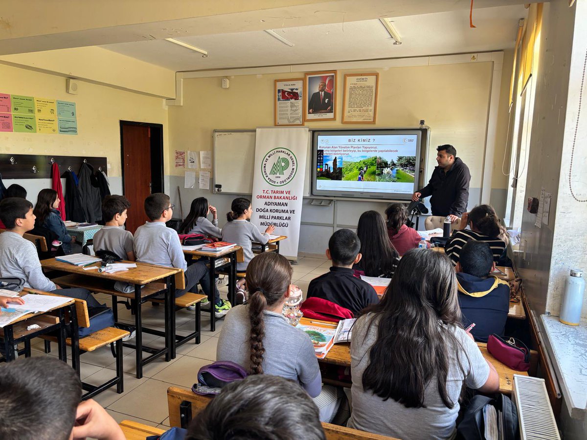 adiyamanDKMP's tweet photo. Gölbaşı DKMP şefliği personellerimizce Mayıs ayı içerisinde Balkar Beldesi ilköğretim ve ortaöğretim okulu, Çatalağaç Köyü ilköğretim okulu ve Gedikli Köyü ilköğretim okulu olmak üzere 122 öğrenciye Doğa ve Biyolojik Çeşitlilik Eğitimi verilmiştir. #dkmp #egitim https://t.co/8mNEovZWbi