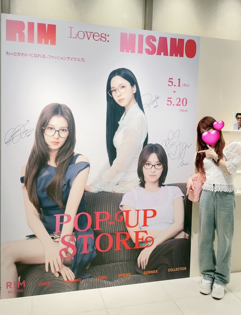RIM P/UPのメガネサイン見に行けた〜🍑💕なんかモモりんのサインだけ