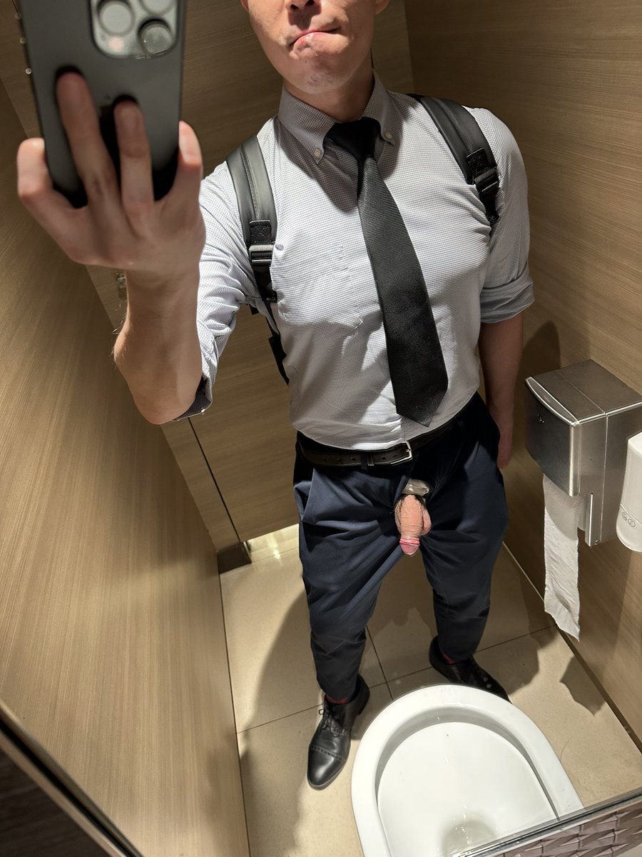 鐘意玩自拍既仔仔 tweet media