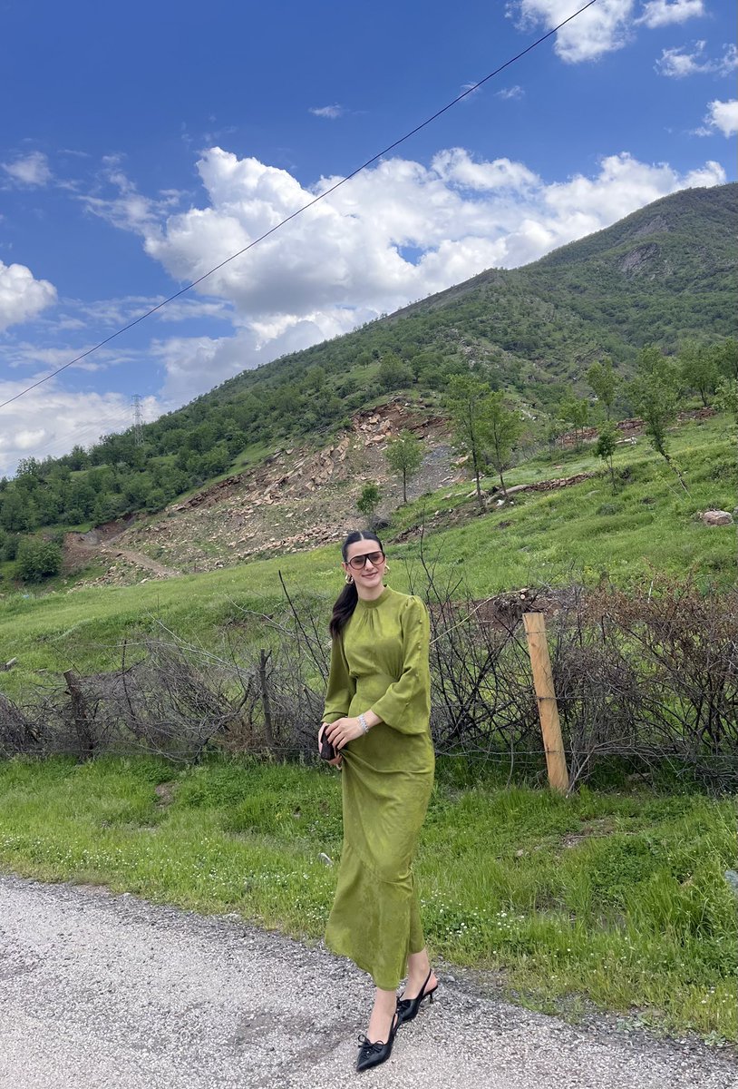 PnarAkboa1's tweet photo. Doğanın en sevdiği ton🦚🌾💌 https://t.co/8FuWfGtqHy