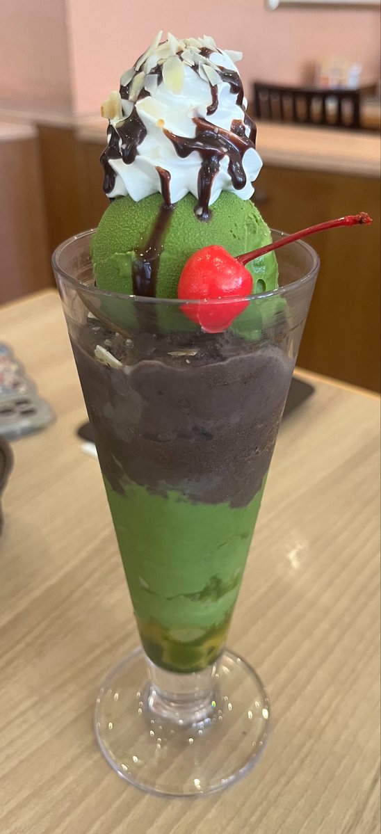 ランチandカフェーしてきました❤️
面倒見てもらえるからめっちゃ長居出来ました😭🙏✨