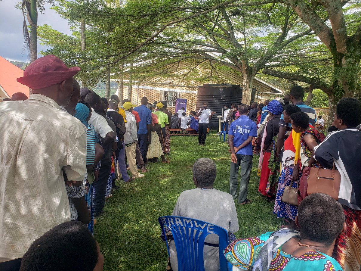 RACRWAHI's tweet photo. On 9/5/2026 at Rushooka HC IV Rwahi, Ntungamo for a medical camp. Thanks to @dfcugroup &amp; Rotary Club of Ntungamo.  Our partners; Village of Joy Rwentobo, Twinomastiko engineering Services, Ankole Spa and Resort, Ankole Radio, Rotaract Club of St. John's Institute #rotaryeyamba https://t.co/iQIhJ4I22V