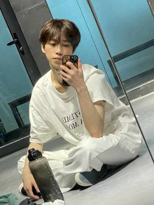 샬롯🐈⬛ tweet media