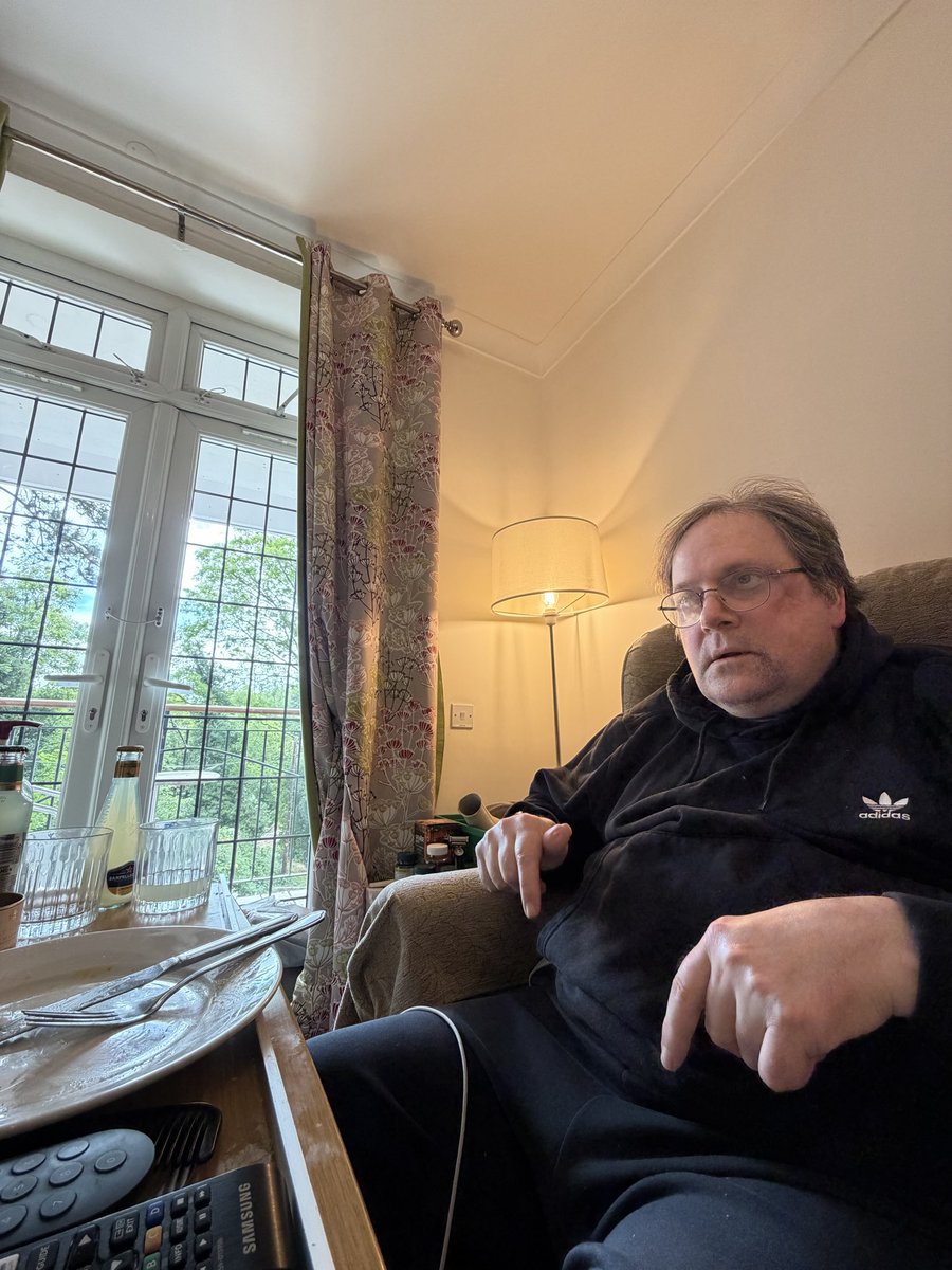 Timothy James Byrne tweet media
