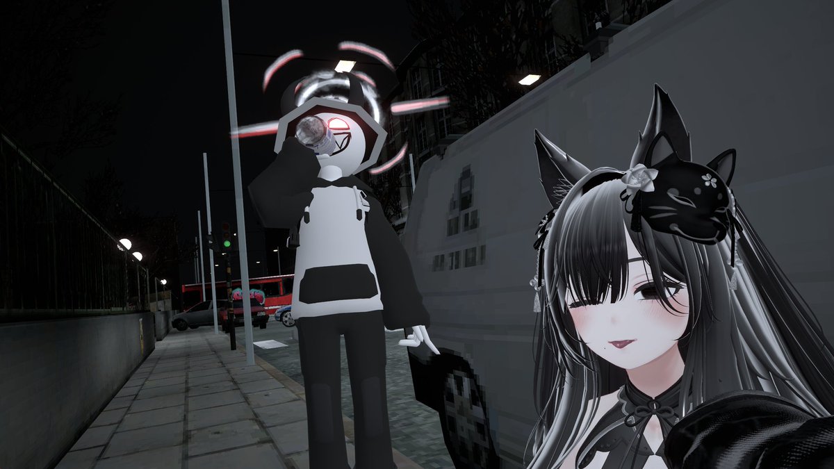 ootako_vrc's tweet photo. テラーとツーショ撮ることばっかりやってたら事故る事多くなったよね〜
それでも隙あれば撮るんすわ☺️ https://t.co/wL1ghnsIij