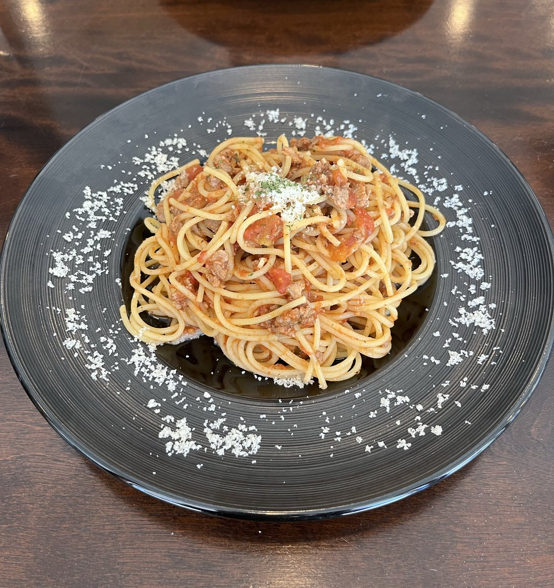 dahha0325's tweet photo. 前菜
パン
選べるパスタ
メイン
ドルチェ
ドリンク
※パスタは1種類 https://t.co/gql3aPYfqa