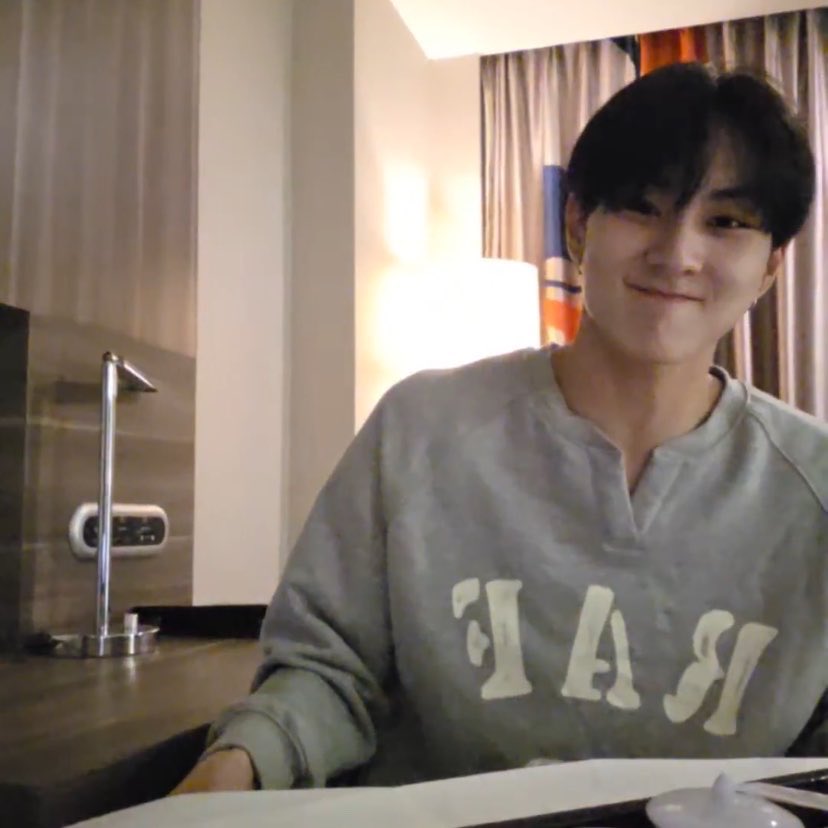모찌중원 🐈 tweet media