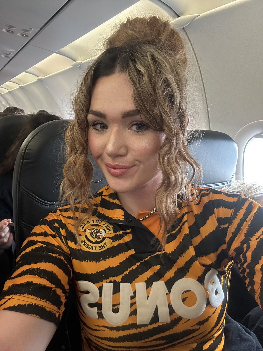 Bobbi Huyton tweet media