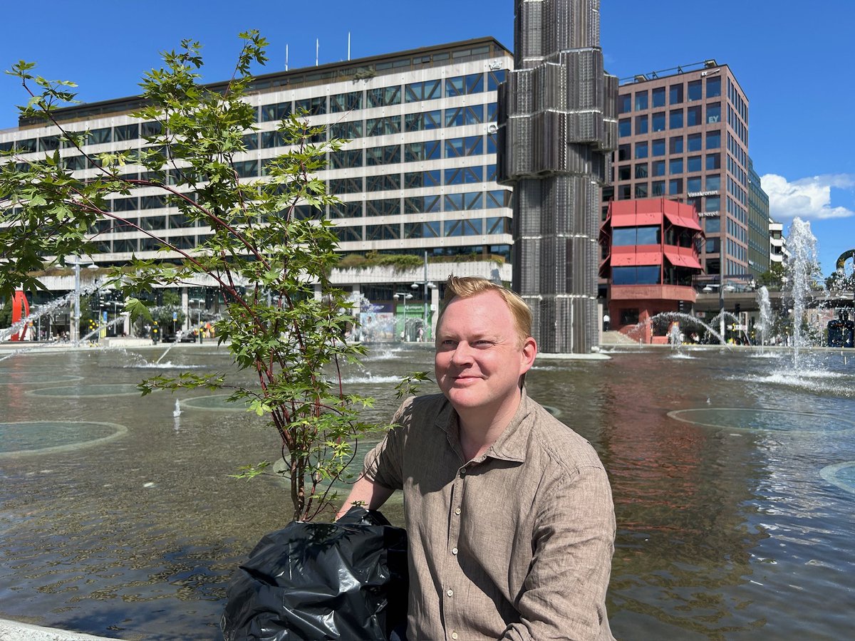 denniswedin's tweet photo. Moderaterna går till val på en grönare innerstad. S i Stockholm var ansvariga för Klararivningarna, och skapade djupa sår av 60-talsbetong i vår innerstad. Nu fokuserar de på att sprida miljonprogramsmiljöer till fler områden, istället för att göra upp med betongen. https://t.co/RNTuWoXZp5