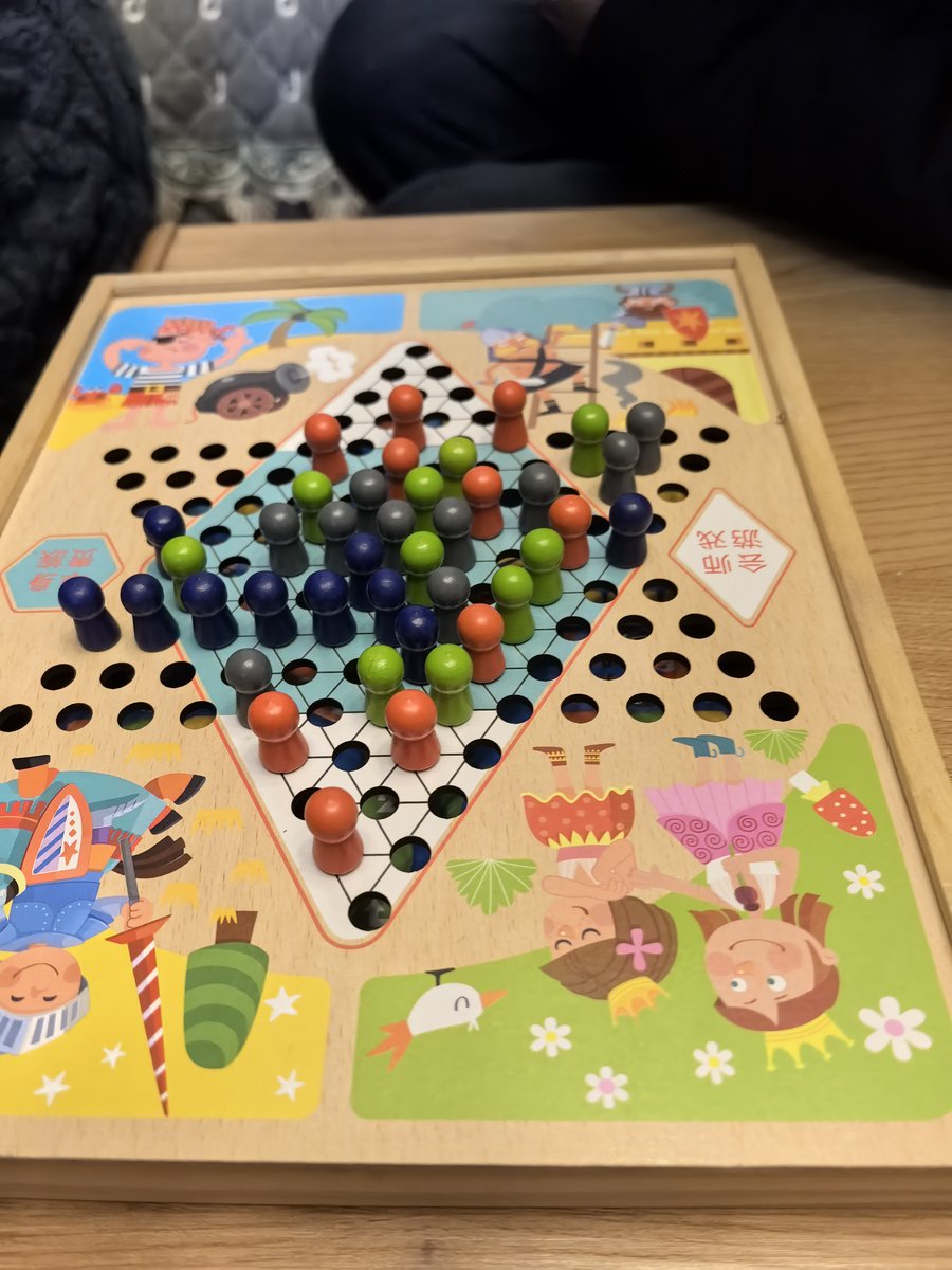juisathe's tweet photo. Sunday vibes = board games + messy snacks + 3x the laughter  #FamilyTime #SlowSunday https://t.co/lw38o901jf