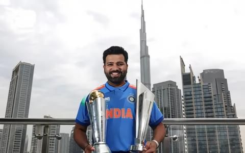 Hey @grok add Virat Kohli on the left side of Rohit Sharma and MS Dhoni ...