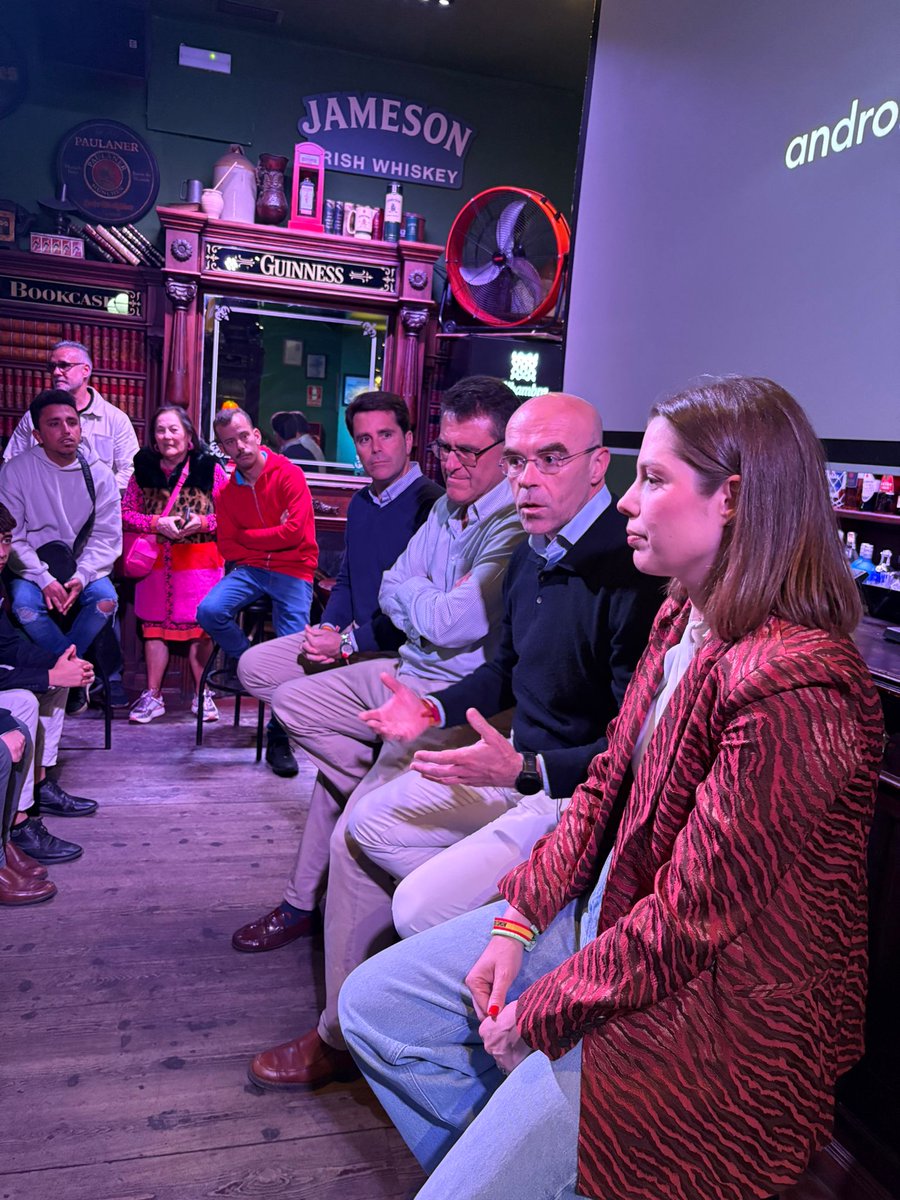 VOX Huelva tweet media