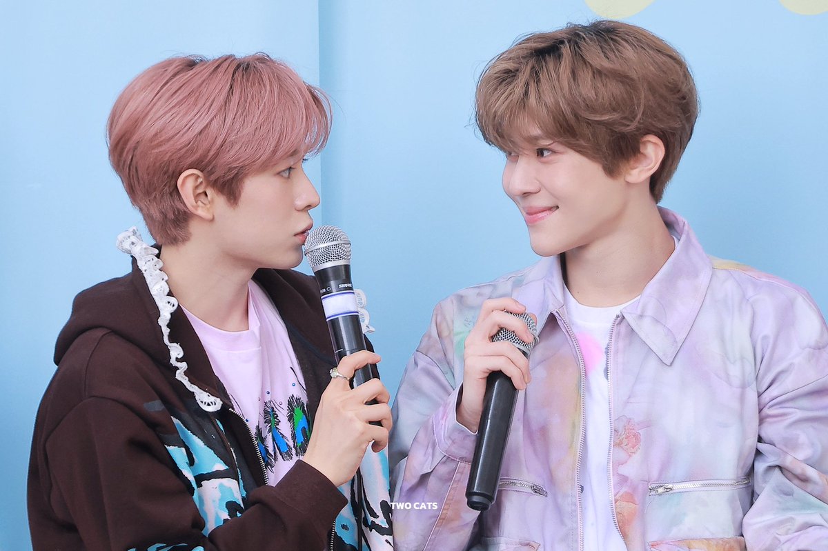 TwoCats_U's tweet photo. 시오니 생일 축하해~
너가 날 볼 때, 나도 널 보고 있었어

#시온_생일이잖아_달려이잉
#SIONTimeToShine
#シオンの年_愛してる https://t.co/2FLDWvKTUY