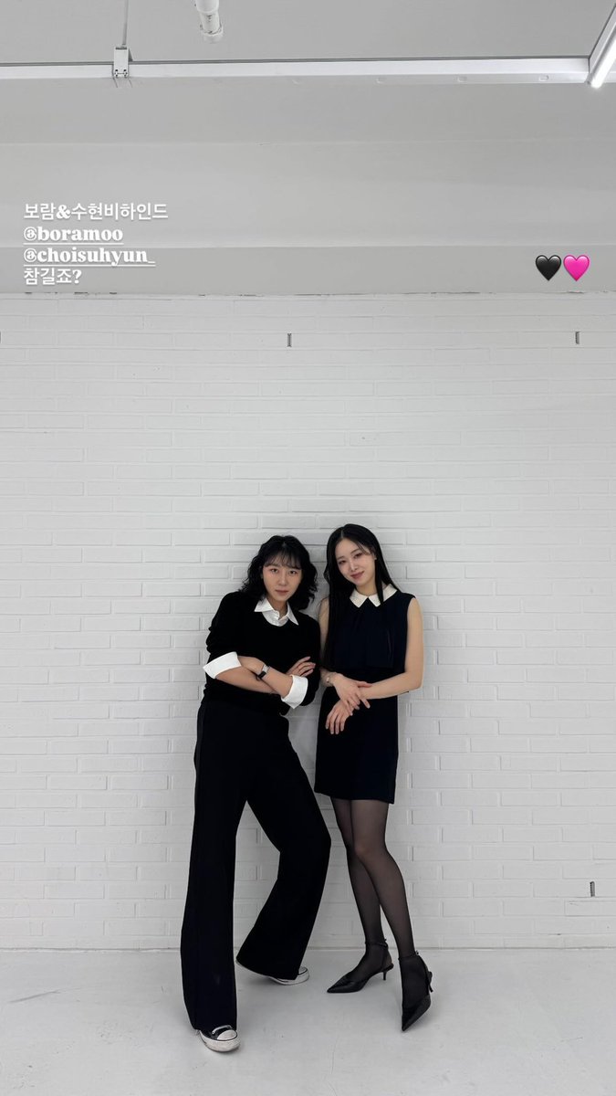 온 tweet media