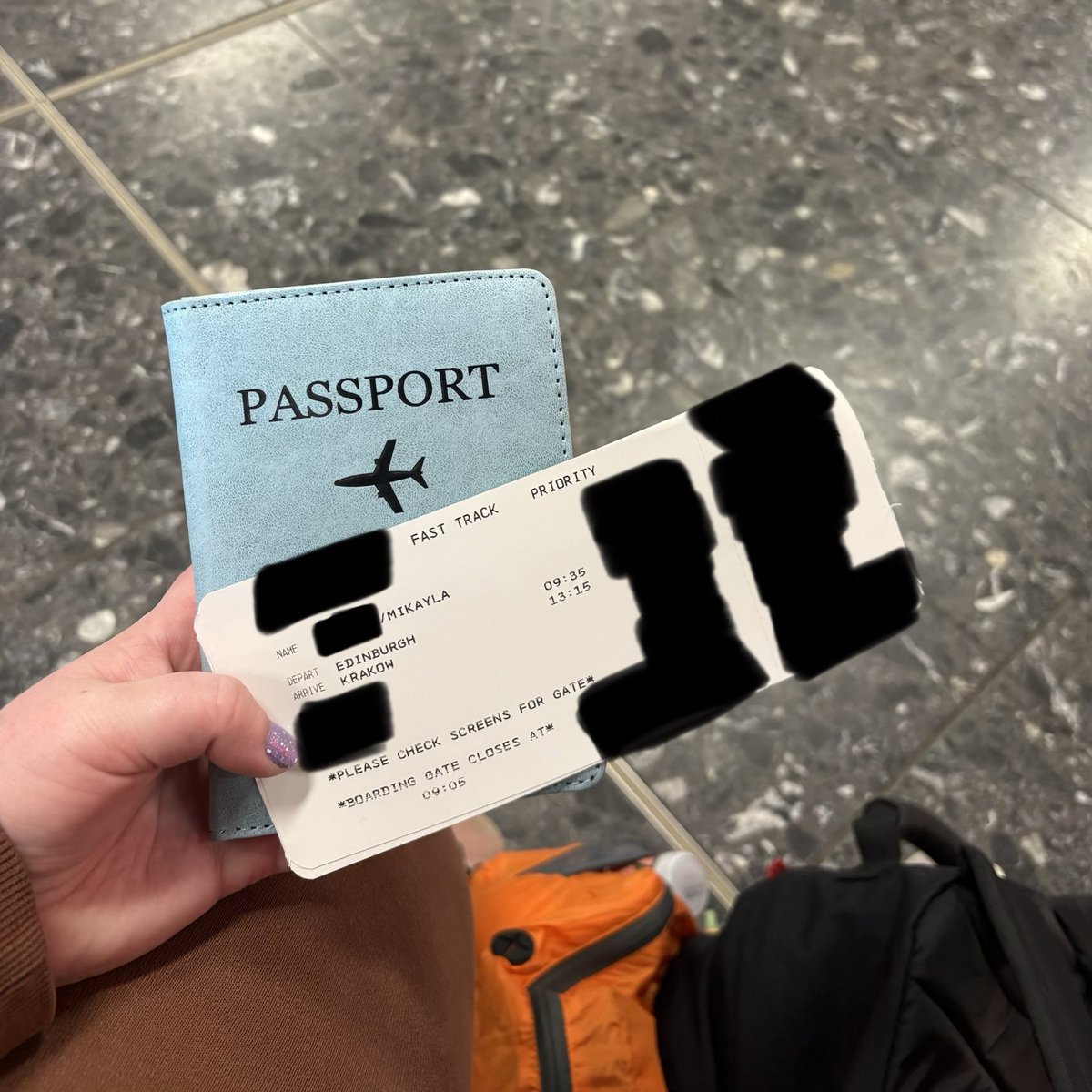 AGLifeSupport's tweet photo. Well Madison after 3 Toronto shows I figured flying to Poland to see you just made sense. You did happen to have your opening night of tour on my 30th birthday so it seemed a fitting way to celebrate
#krakowlockettour #lockettourkraków #lockettour #lockettour2026 @madisonbeerhq https://t.co/2j187Y3wpc
