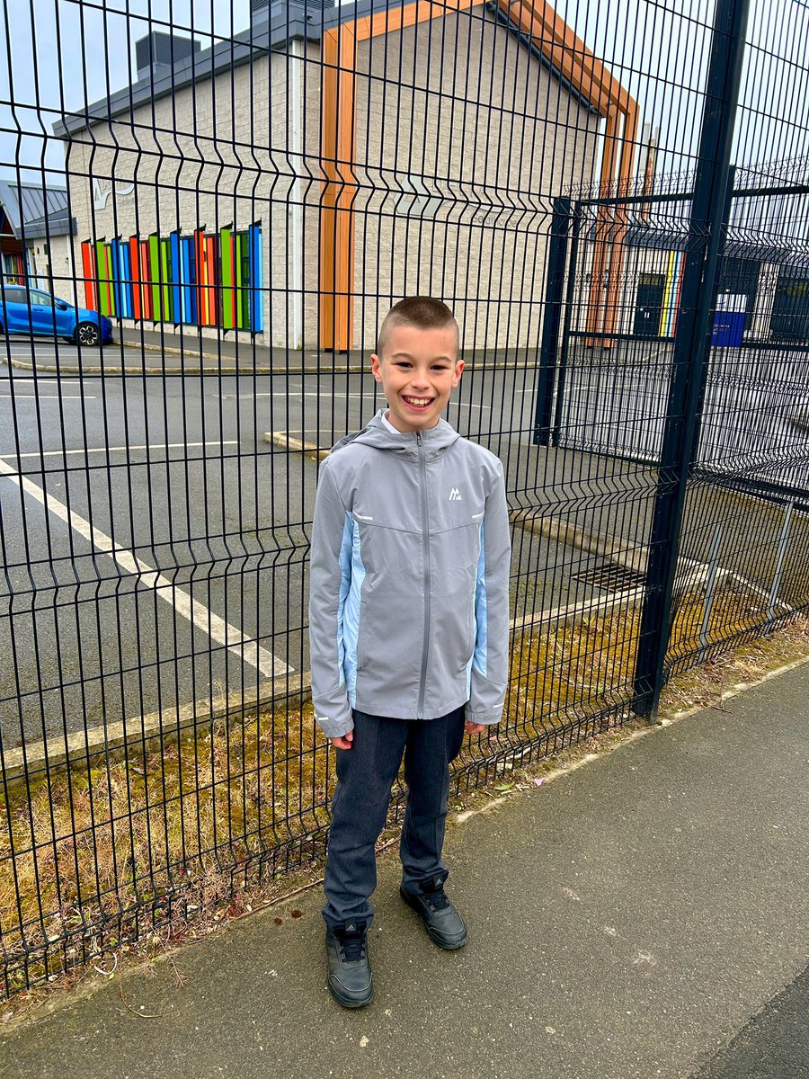 Laura_L_Carr's tweet photo. SATS week for Josh! wishing you all the luck in the world 🍀 

you’ve got this 💙 https://t.co/5oQ8VMyBZr