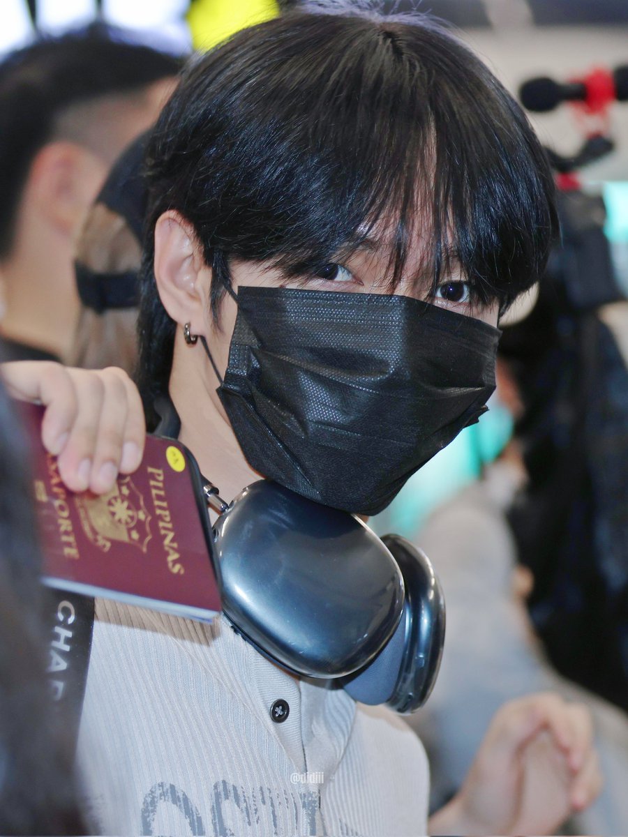 didiii_up's tweet photo. 260511 GMP
수고해당~
#제이엘 #JL 
#아홉 #AHOF https://t.co/KY7Nh4azJV