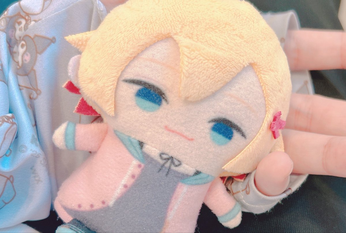 M_6973's tweet photo. この世界で一番嫌いな病院に行く必要があったので同行してもらった ありがとね https://t.co/33qrTBd1V7