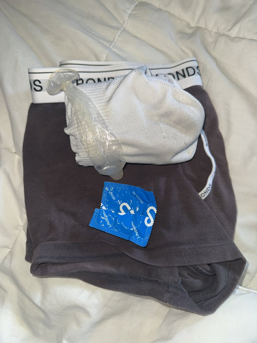 PoloWilde's tweet photo. Another depop order sent out today 💦 #usedunderwear #usedcondom #socks https://t.co/8Uwz2HuuCK