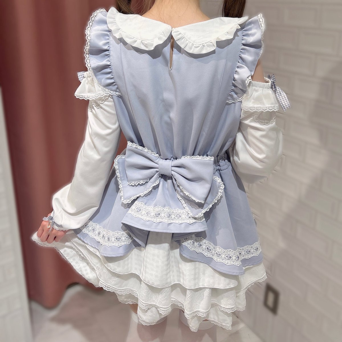 ❤︎ 𝐋𝐈𝐙 𝐋𝐈𝐒𝐀 名古屋𝐏𝐀𝐑𝐂𝐎店 ❤︎ #肩あきヨークフリル