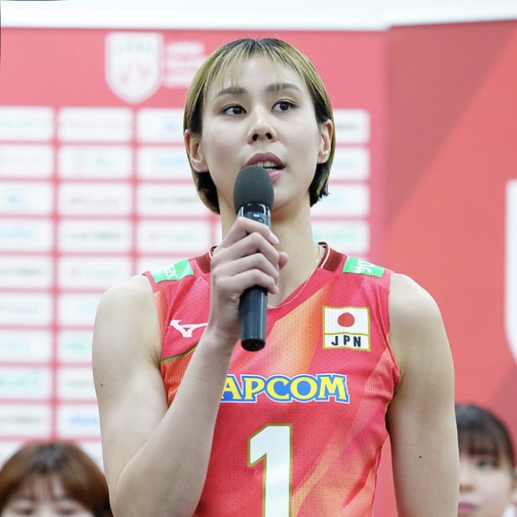 🇯🇵 Notable jersey number changes for Hinotori this year

Yukiko Wada: #13 ➡️ #1
Yoshino Sato: #26 ➡️ #5
Miiku Iwasawa: #19 ➡️ #9
Tsukasa Nakagawa: #22 ➡️ #10
Ayane Kitamado: #30 ➡️ #22
Miku Akimoto: #33 ➡️ #26

📷© THE SPORTS NIPPON NEWSPAPERS/AFLO