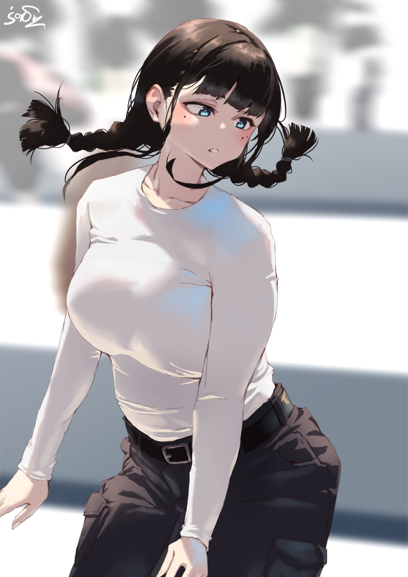 みっしり感のある三つ編みちゃん