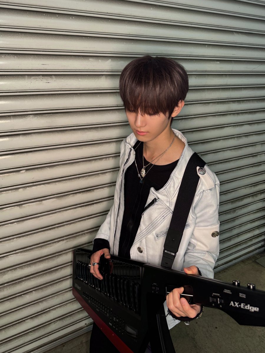 hrtz.wav (하츠웨이브) tweet media