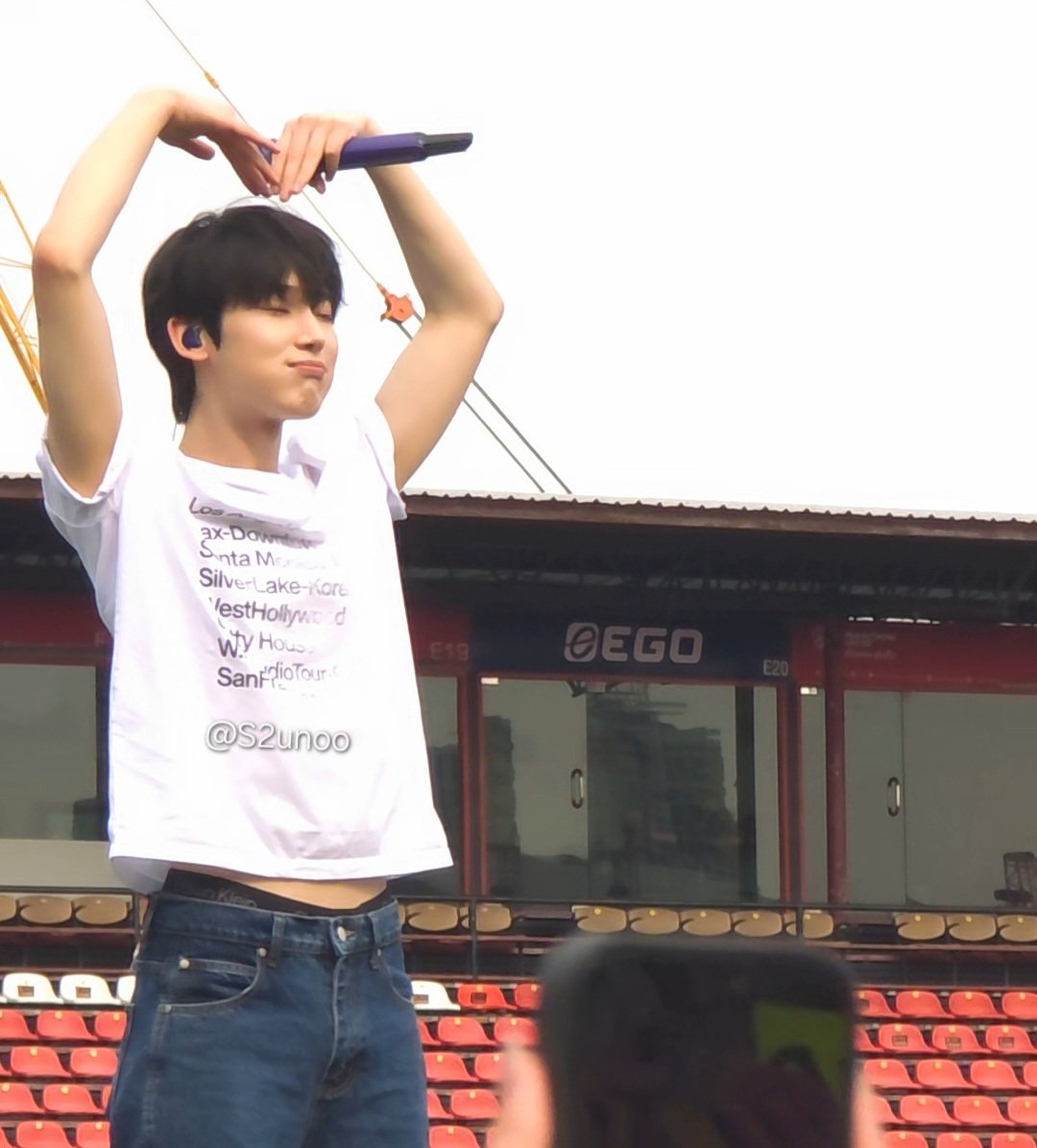 S2unoo's tweet photo. ชั้นรักน้องซอนอูที่สุดดด🩷

#안녕_BANGKOK
#ANNYEONG_BANGKOK
#ENHYPEN #SUNOO https://t.co/vzrtjzint0