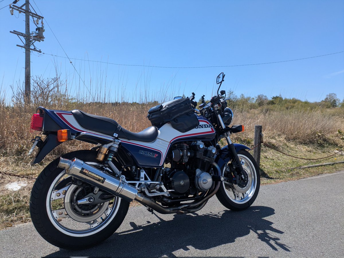 fumanomasa's tweet photo. バイクに身体を慣らすため
ちょいとヴィーナスラインへ
でも、まだぎこちない😅
#CB750F
#ヴィーナスライン https://t.co/d4Js24cm8X