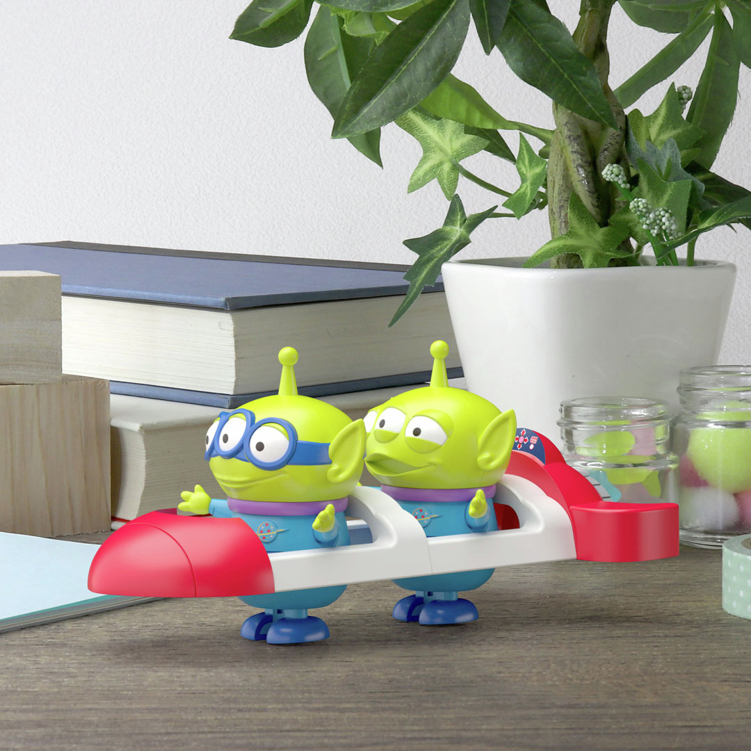 disney_shopping's tweet photo. エイリアンがトコトコあるく！

「つくる」「あそぶ」「かんがえる」が
コンセプトのプラモデル🛠️
初めての方でも手に取りやすいので
作って遊んでみてね♪

「楽プラ トコトコシリーズ」
アオシマオンラインショップで販売中🛒
➤ https://t.co/zdbIBkCof3

#トイストーリー https://t.co/uenDMiHcjw